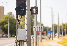 Vilniuje įrengta pirmoji vie&scaron;ajam transportui skirta &scaron;viesoforo sekcija