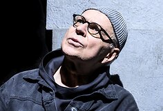 Vytautas Anužis &ndash; Sokratas. Platonas, &bdquo;Dialogai&ldquo;, rež. Motiejus Ivanauskas. Lietuvos nacionalinis dramos teatras, 2020