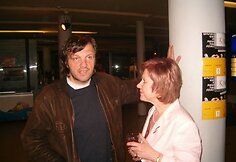 Vida Rama&scaron;kienė su režisieriumi Emiru Kusturica 2005 m. Vilniuje