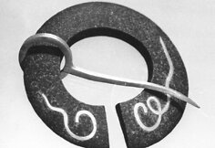 Amuletas, 1992