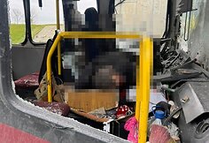Rusai ap&scaron;audė keleivinį autobusą Chersone