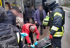 Rusai ap&scaron;audė keleivinį autobusą Chersone