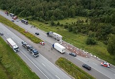 Estijoje &bdquo;Lux Express&ldquo; autobusas įlėkė į vilkiką