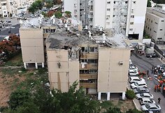 &bdquo;Hamas&ldquo; raketomis atakavo Tel Avivą