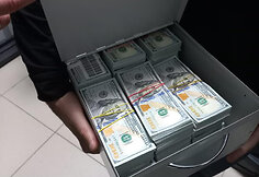 Kratos metu rasti 6 mln JAV dolerių