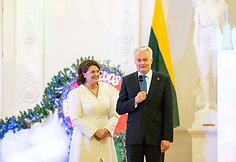 Kalėdų eglės įžiebimas prezidentūroje