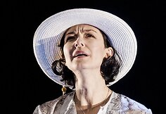 Adrija Čepaitė – Ana. Ingmar Bergman, „Intymūs pokalbiai“, rež. Vytautas Rumšas, LNDT, 2016 m.