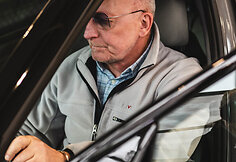 Arūnas Valinskas su nauju automobiliu