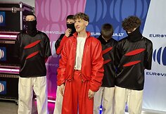 Silvester Belt prie&scaron; &bdquo;Eurovizijos&ldquo; finalą