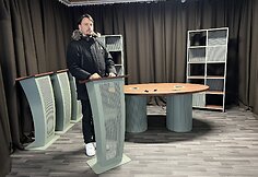 V. Mikaitis pakvietė pasižvalgyti po jo biurą: čia jaučiuosi kaip „Apple“ įkūrėjas