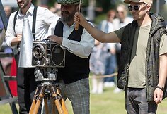 Legendinio &bdquo;Krik&scaron;tatėvio&ldquo; ir &bdquo;Trijų mu&scaron;kietininkų&ldquo; įkvėptos scenos atgimsta Pakruojo dvare: kaip patekti į filmavimus?