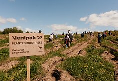 Jubiliejinius metus &bdquo;Venipak&ldquo; paminėjo pasodinant 3000 medžių