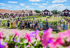 Nurungė Klaipėdos delfinariumą: kodėl latviai masi&scaron;kai plūsta į festivalį Lietuvoje?