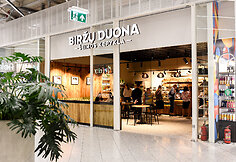 „Vilnius Outlet“ lankytojams – šviežios rudens naujienos: duris čia atveria „Biržų duonos“ firminė parduotuvė