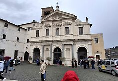 &Scaron;v. Baltramiejaus bažnyčia, kur laikomos palaimintojo Teofiliaus Matulionio relikvijos