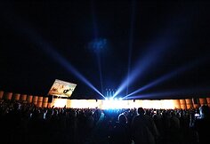 Liudo Mikalausko sumanyta šiaudų arena