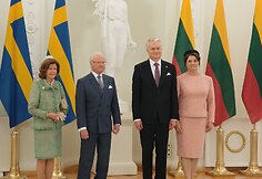 Švedijos karališkoji pora apsilankė prezidentūroje