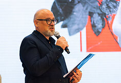 15min knygų apdovanojimai