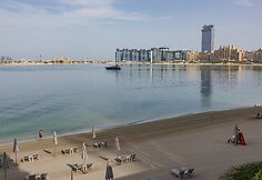 Ištuštėję Dubajus paplūdimiai