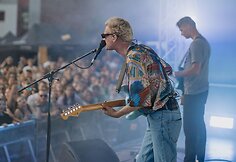 Uostamiestyje &bdquo;&Scaron;vyturys BHouse&ldquo; erdvėje o&scaron;ė skonių ir muzikos jūra: į Aludarių dienos festivalį susirinko tūkstančiai