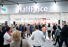 &bdquo;HalfPrice&ldquo; debiutuoja Vilniuje &ndash; populiarus mažmeninės prekybos tinklas atidarė savo parduotuvę &bdquo;Vilnius Outlet&ldquo;