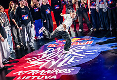 &Scaron;okių kovų &bdquo;Red Bull Dance Your Style&ldquo; akimirka