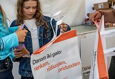„Darom prie jūros“