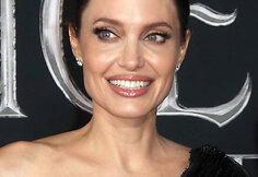 Angelina Jolie su &scaron;eima