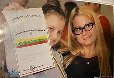 Paralimpietės, plaukikės Gabrielės tėvų rūpestis virto stiprybe: aplinka gali arba sukurti žmogaus pasitikėjimą, arba jį sugriauti