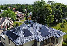 Saulės energetika: mažesnė parama, bet didesnė grąža namų savininkams