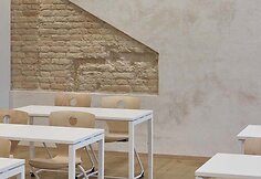 Šiuolaikinės Mokyklos Centras – kai architektūra kalba istorija, spalvomis ir muzika