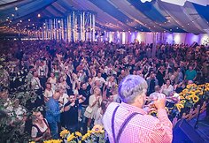 Kauno „Oktoberfestas“ vėl traukia minias: rudenį vyksiančioje šventėje rezervuota daugiau nei pusė stalų