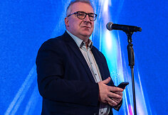 Mokslų akademijoje apdovanoti Lietuvai tarptautinėse olimpiadose atstovavę mokiniai