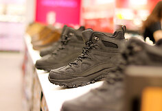 &bdquo;Outlet Park&ldquo; atvėrė &bdquo;Skechers&ldquo; outlet parduotuvę: joje &ndash; tūkstančiai stilingų, komforti&scaron;kų ir inovatyvių avalynės modelių itin patraukliomis kainomis 