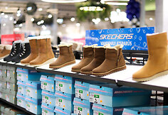 &bdquo;Outlet Park&ldquo; atvėrė &bdquo;Skechers&ldquo; outlet parduotuvę: joje &ndash; tūkstančiai stilingų, komforti&scaron;kų ir inovatyvių avalynės modelių itin patraukliomis kainomis 