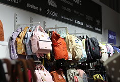 „Bags & More“