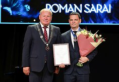 Raudondvario dvare Kauno rajono garbės ženklais apdovanoti pasižymėję kra&scaron;tui asmenys
