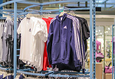 Pozityvūs rezultatai, augantys klientų srautai ir naujienos lentynose: &bdquo;Outlet Park&ldquo; įsikūrusios &bdquo;Adidas Outlet&ldquo; ruduo &ndash; produktyvus 