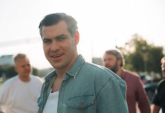 Stand-up šou „Sudeginti tiltai 2“ video filmavimo užkulisiai /Organizatorių nuotr.