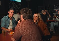 Stand-up šou „Sudeginti tiltai 2“ video filmavimo užkulisiai /Organizatorių nuotr.