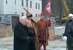 Algirdas Brazauskas su žmona Kristina Valdovų rūmuose.