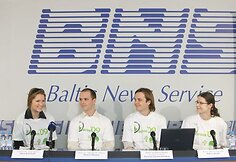 &bdquo;Darom&lsquo;09&ldquo; organizatorė Agnė Belickaitė, aktorius Audrius Bružas, &bdquo;Bitės&ldquo; grupės Produktų vystymo vadovas &Scaron;arūnas Chomentauskas ir &bdquo;Bitės&ldquo; atstovė spaudai Rūta Latinytė