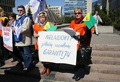 „Nelaidokit piliečių socialinių garantijų“
