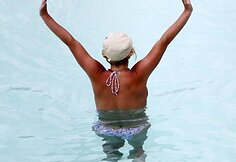 Britney Spears atostogos Karibų salose