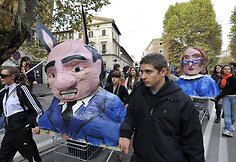 Italijoje masiniai protestai