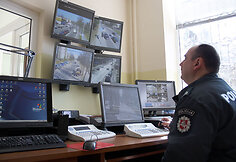 Policininkas stebi Druskininkų gatves