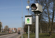 Suniokotas greičio matuoklis
