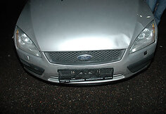 Apgadintas automobilis Ford