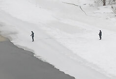 Gelbėtojai Neries pakrantėje