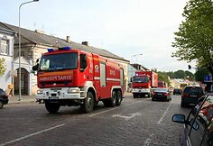 Lenkų ugniagesiai per Ukmergę važiuoja namo